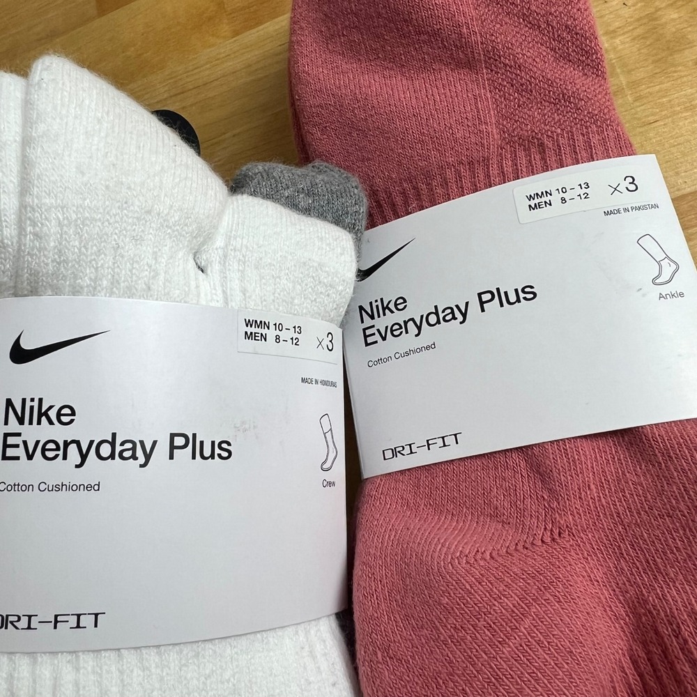 Nike Socks Everyday Plus Cushioned Women Size 10-13 Multi Ankle Crew 6 Pair NEW - Picture 2 of 3